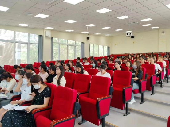 21学前实习2 21学前实习2